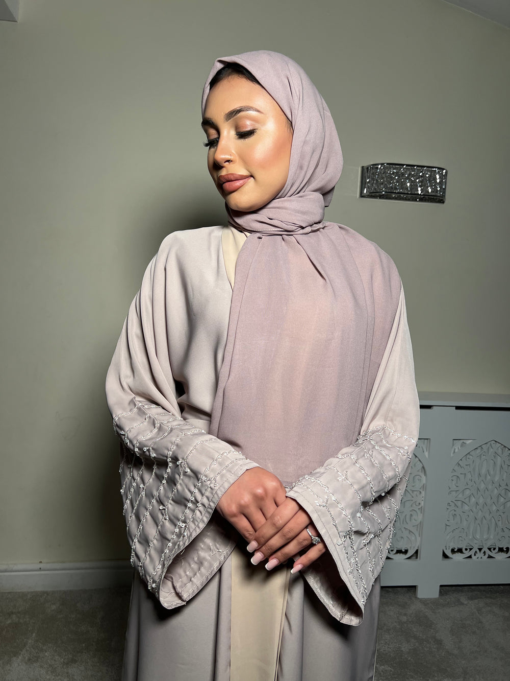 Embellished 2 piece Emirati Abaya- Liya