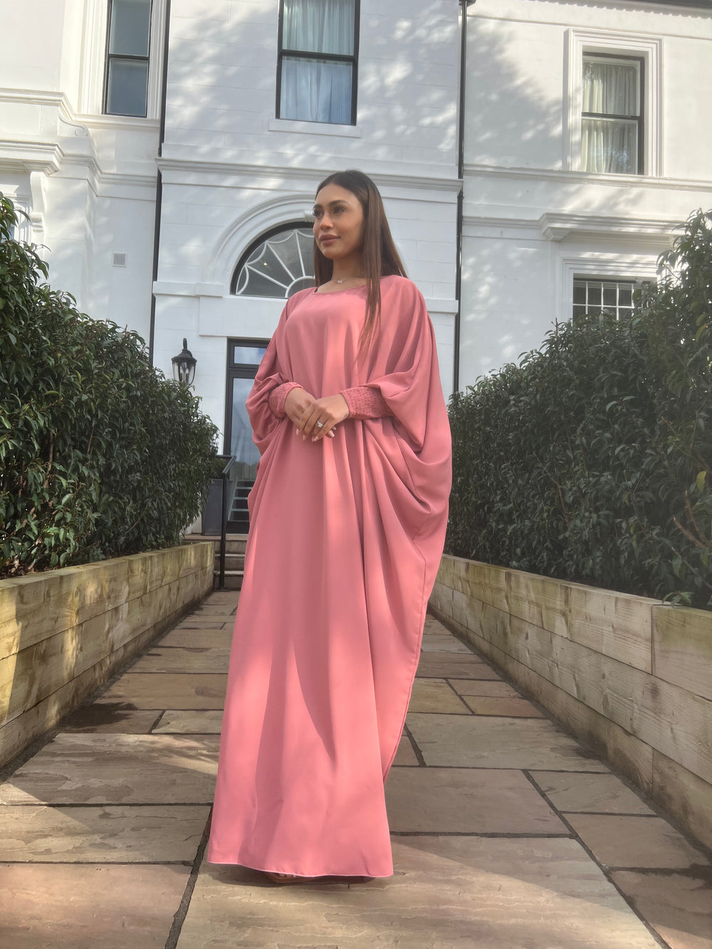 Butterfly Abaya with ruched sleeves Pink