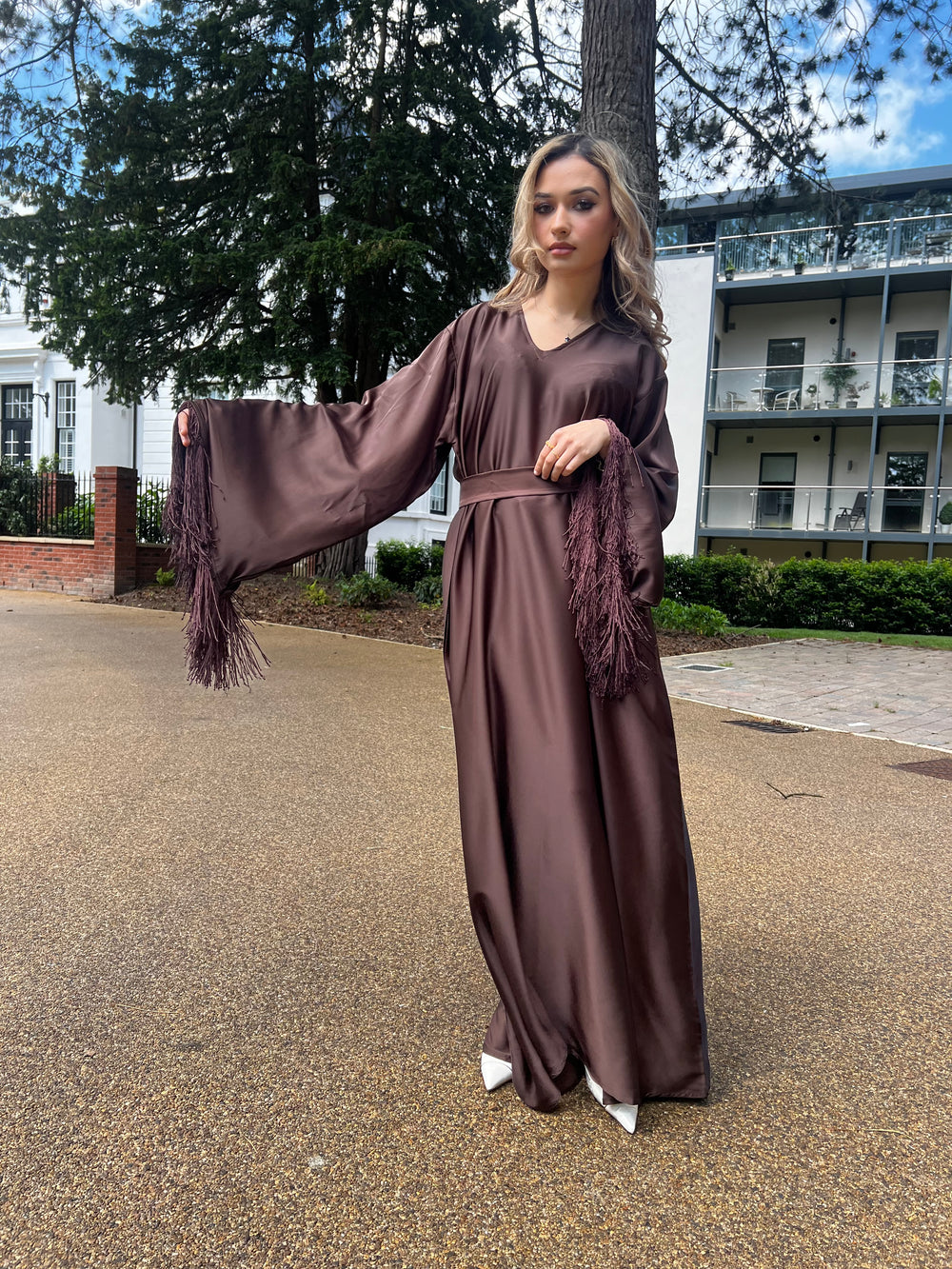 Hafsa Brown Tassel Abaya