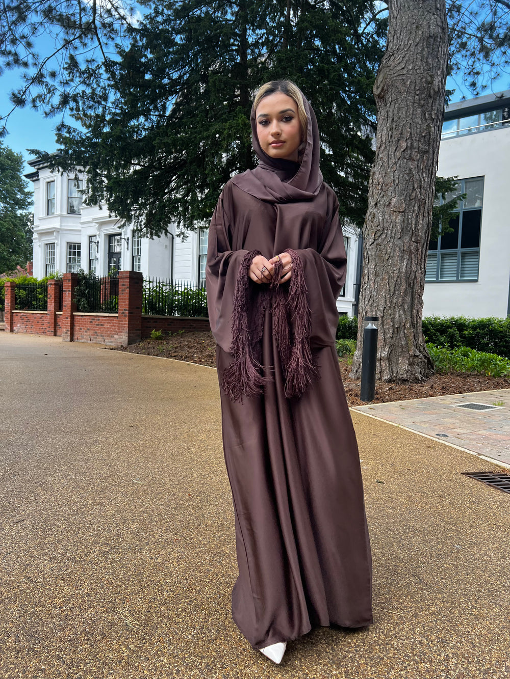 Hafsa Brown Tassel Abaya