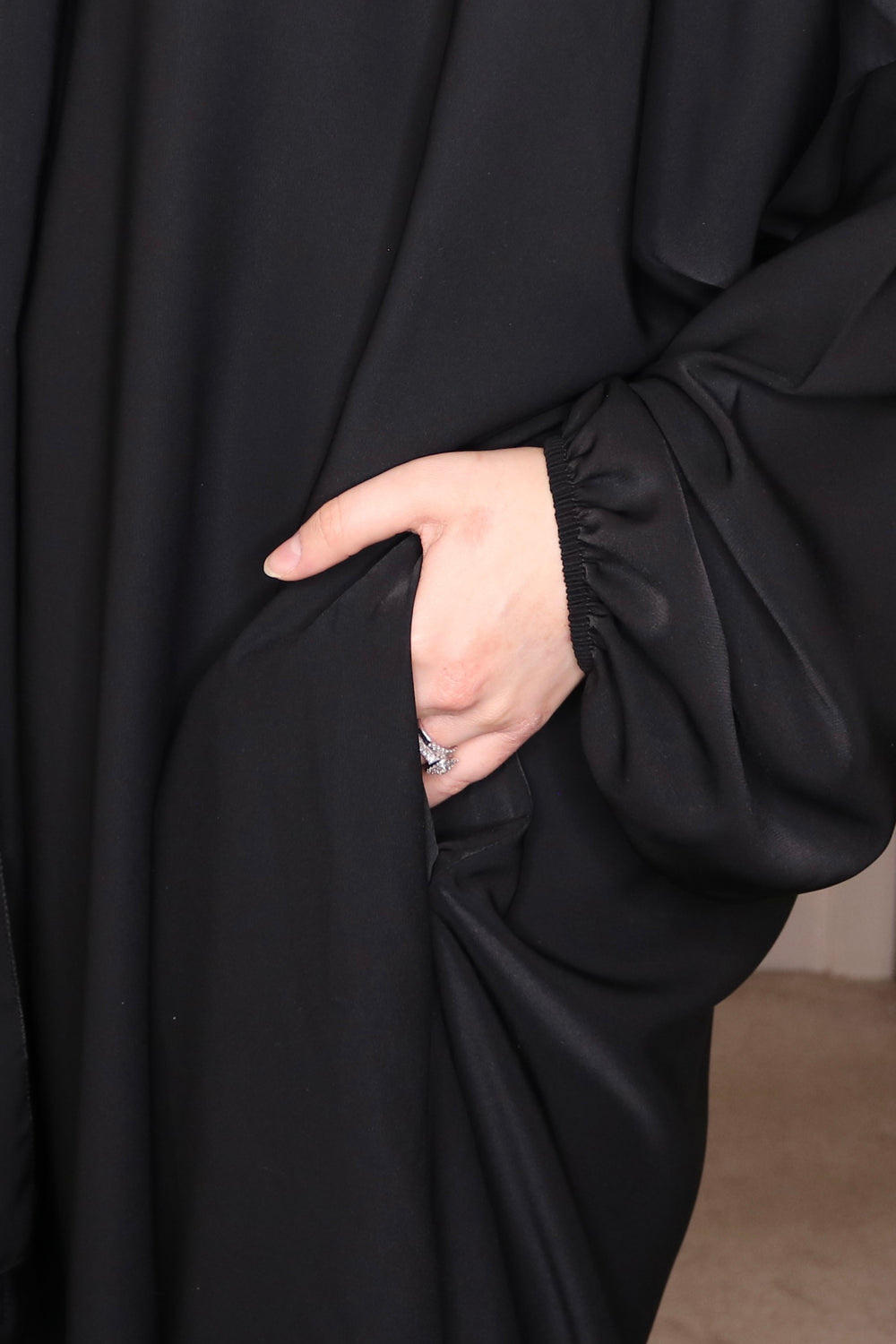 Black Pockets Abaya With In Built Scarf