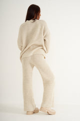 cream oversized thick knitted co-ord set with pockets