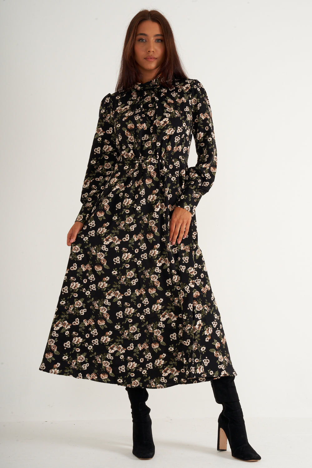 Black floral pleated maxi dress