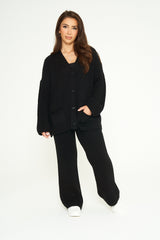 Black oversized thick knitted co-ord set with pockets