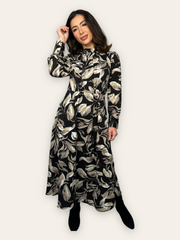 Printed Floral Pleated Maxi Dress